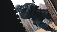 Сотрудник украинского спецподразделения. Архивное фото Сотрудник украинского спецподразделения. Архивное фото