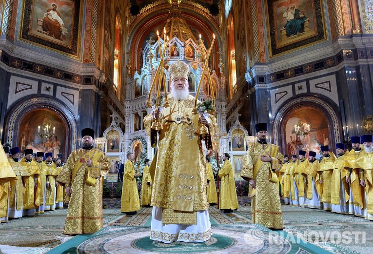 Рождественское богослужение в храме Христа Спасителя Рождественское богослужение в храме Христа Спасителя