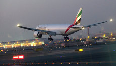Самолет авиакомпании Emirates. Архивное фото Самолет авиакомпании Emirates. Архивное фото