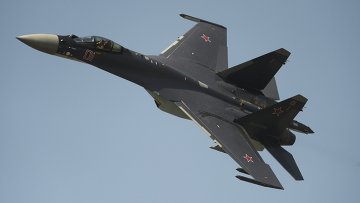 Истребитель СУ-35. Архивное фото Истребитель СУ-35. Архивное фото