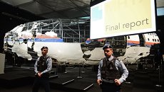 Презентация доклада Совета безопасности Нидерландов по причинам крушения Boeing 777. Архивное фото Презентация доклада Совета безопасности Нидерландов по причинам крушения Boeing 777. Архивное фото