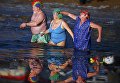 Члены клуба зимнего плавания во время встречи в Берлине Члены клуба зимнего плавания во время встречи в Берлине