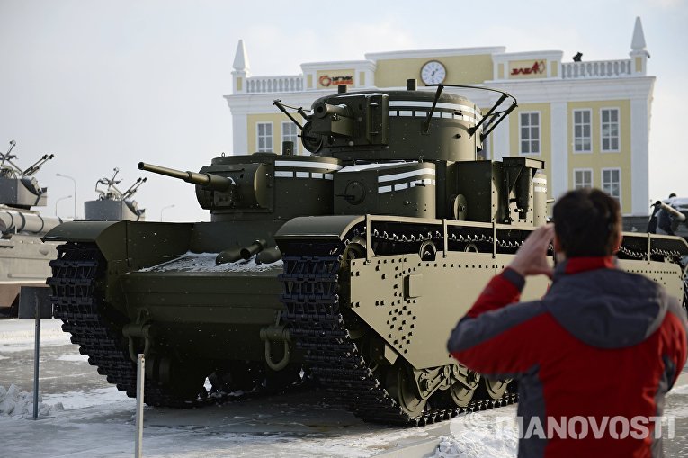 В Свердловской области по советским чертежам воссоздали танк Т-35 В Свердловской области по советским чертежам воссоздали танк Т-35