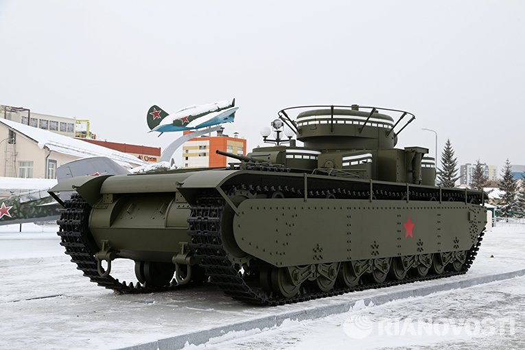 В Свердловской области по советским чертежам воссоздали танк Т-35 В Свердловской области по советским чертежам воссоздали танк Т-35