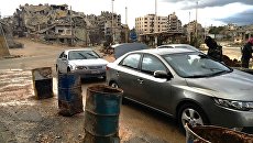 Проверка документов и автомобилей в сирийском городе Хомсе Проверка документов и автомобилей в сирийском городе Хомсе
