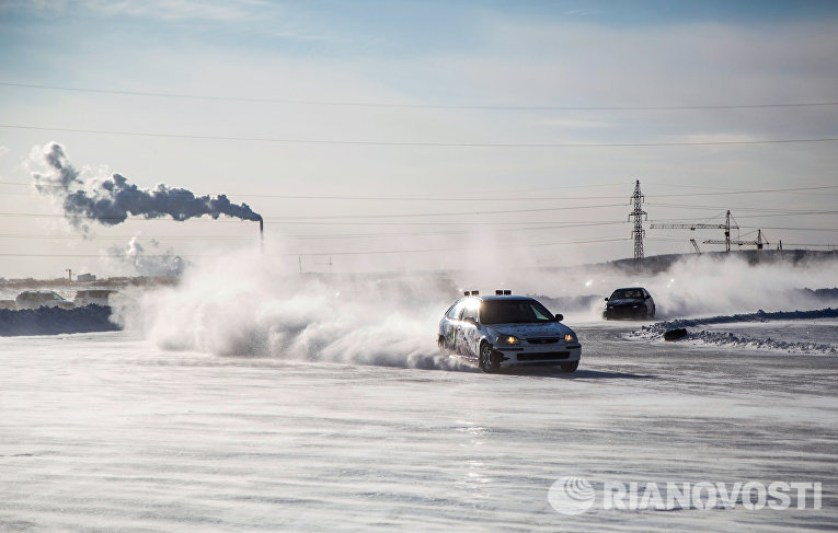 Чемпионат по ледовым автогонкам в Амурской области Чемпионат по ледовым автогонкам в Амурской области