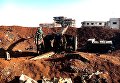 Солдат сирийской армии у артиллерийского орудия во время штурма населенного пункта Осман в провинции Дераа Солдат сирийской армии у артиллерийского орудия во время штурма населенного пункта Осман в провинции Дераа