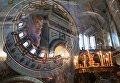 Верующие в храме Христа Спасителя в Москве во время совершения богослужения с чином прощения патриархом Московским и всея Руси Кириллом Верующие в храме Христа Спасителя в Москве во время совершения богослужения с чином прощения патриархом Московским и всея Руси Кириллом