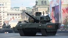 Танк Т-14 на гусеничной платформе Армата. Архивное фото Танк Т-14 на гусеничной платформе Армата. Архивное фото