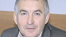 Главный редактор «Учительской газеты» Петр Положевец Главный редактор «Учительской газеты» Петр Положевец