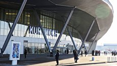 Пассажирский терминал международного аэропорта Курумоч в Самаре. Архивное фото Пассажирский терминал международного аэропорта Курумоч в Самаре. Архивное фото