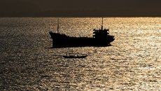 Корабль в Южно-Китайское море. Архивное фото Корабль в Южно-Китайское море. Архивное фото