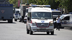 Автомобиль скорой помощи в Армении. Архивное фото Автомобиль скорой помощи в Армении. Архивное фото