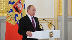 Президент РФ В. Путин встретился с российской олимпийской сборной в Кремле Президент РФ В. Путин встретился с российской олимпийской сборной в Кремле