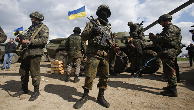 Военнослужащие украинской армии. Архивное фото