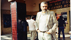 Писатель Сергей Довлатов. США, начало 1980-х гг. Писатель Сергей Довлатов. США, начало 1980-х гг.