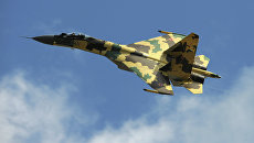 Российский многоцелевой истребитель СУ-35. Архивное фото Российский многоцелевой истребитель СУ-35. Архивное фото