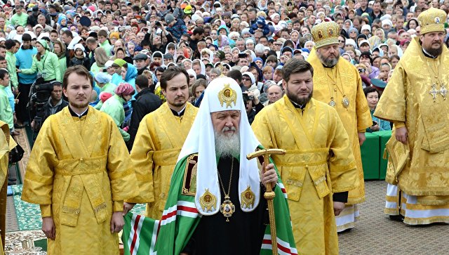 Патриарх Кирилл совершил молебен о начале нового учебного года