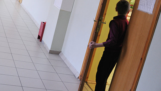 В Волгограде двое школьников распространяли закладки с наркотиками