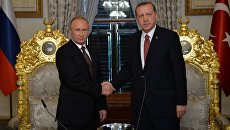 Президент РФ Владимир Путин и президент Турции Реджеп Тайип Эрдоган. Архивное фото Президент РФ Владимир Путин и президент Турции Реджеп Тайип Эрдоган. Архивное фото