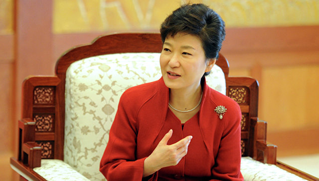 Оппозиция потребует импичмента президента Пак Кын Хе в декабре