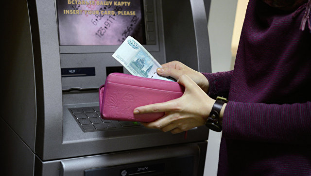 Фурсенко оценил исполнение майских указов по повышению зарплат учителям
