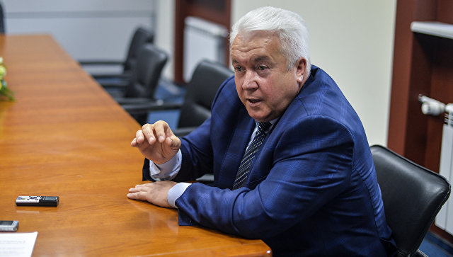 Олейник: украинских чиновников надо заставить исполнять законы