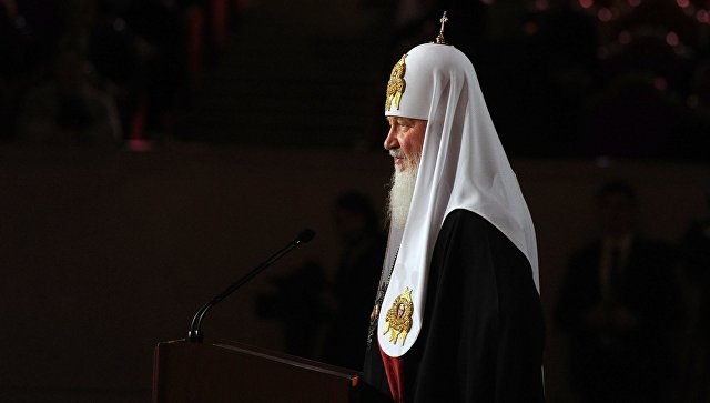 Молебен о больных ВИЧ привлечет внимание к их проблемам, уверены в РПЦ