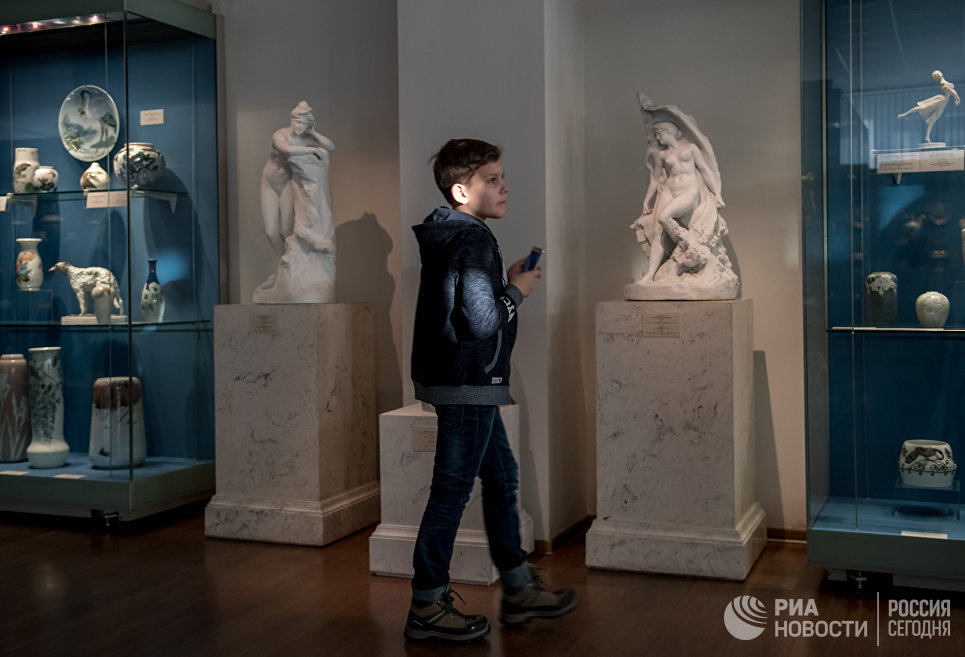 Коллекция музея Императорского Фарфорового завода в Санкт-Петербурге Коллекция музея Императорского Фарфорового завода в Санкт-Петербурге