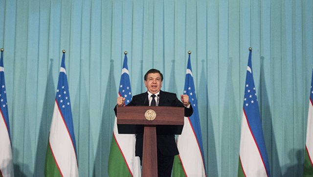 Президент Узбекистана объявил выговор двум вице-премьерам
