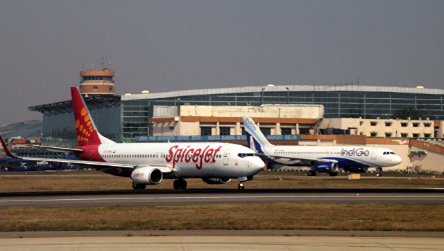 В аэропорту Дели едва не столкнулись два пассажирских лайнера