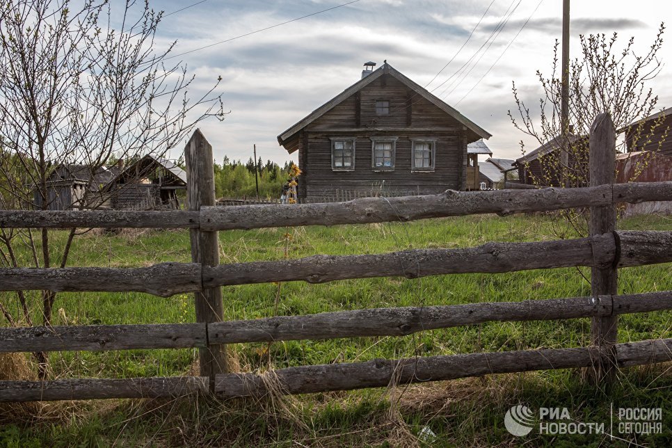 Жилой деревянный дом в деревне Кинерма в Карелии Жилой деревянный дом в деревне Кинерма в Карелии