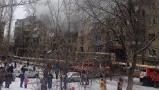Спасатели МЧС России ликвидируют последствия взрыва бытового газа в городе Саратове Спасатели МЧС России ликвидируют последствия взрыва бытового газа в городе Саратове