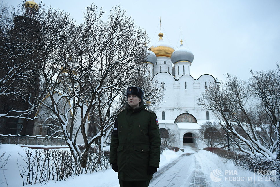 Прощание с погибшими при крушении самолета Ту-154 Прощание с погибшими при крушении самолета Ту-154