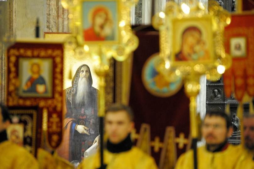 Божественная литургия в Исаакиевском соборе Божественная литургия в Исаакиевском соборе