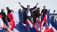 Франсуа Фийон на митинге в Париже. Архивное фото Франсуа Фийон на митинге в Париже. Архивное фото
