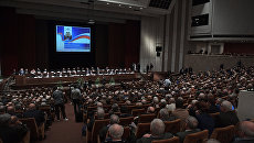 Участники на общем собрании Российской академии наук в Москве Участники на общем собрании Российской академии наук в Москве