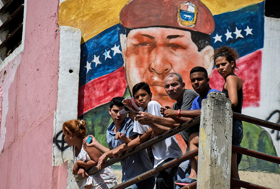 Граффити с изображением Уго Чавеса в Каракасе, Венесуэла
