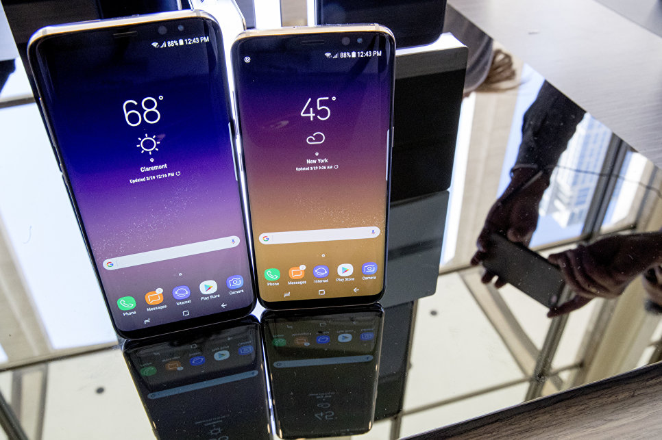 Samsung S8 и S8+ на презентации в Нью-Йорке