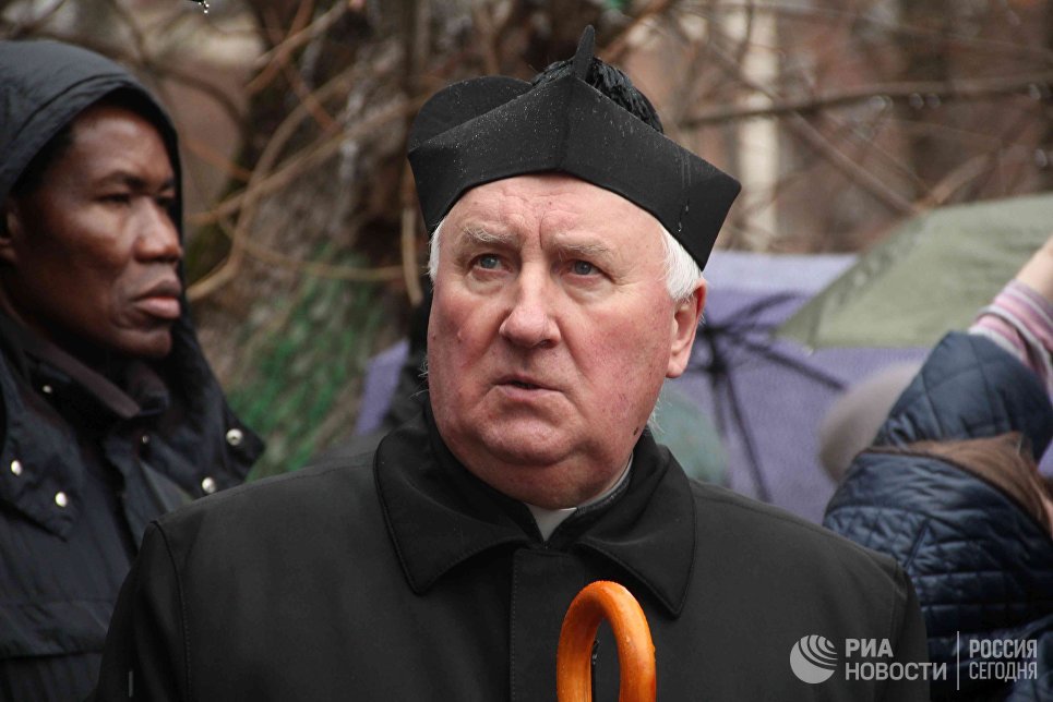 Крестный путь по улицам Москвы Крестный путь по улицам Москвы