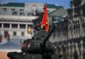 Средний танк Т-34-85 на генеральной репетиции военного парада в Москве Средний танк Т-34-85 на генеральной репетиции военного парада в Москве