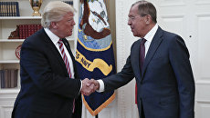 Встреча министра иностранных дел России Сергея Лаврова и президента США Дональда Трампа в Вашингтоне. 10 мая 2017 Встреча министра иностранных дел России Сергея Лаврова и президента США Дональда Трампа в Вашингтоне. 10 мая 2017