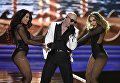 Выступление рэпера Pitbull во время конкурса Мисс США в Лас-Вегасе Выступление рэпера Pitbull во время конкурса Мисс США в Лас-Вегасе