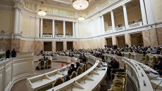Заседание городского законодательного собрания в Санкт-Петербурге. Архивное фото Заседание городского законодательного собрания в Санкт-Петербурге. Архивное фото
