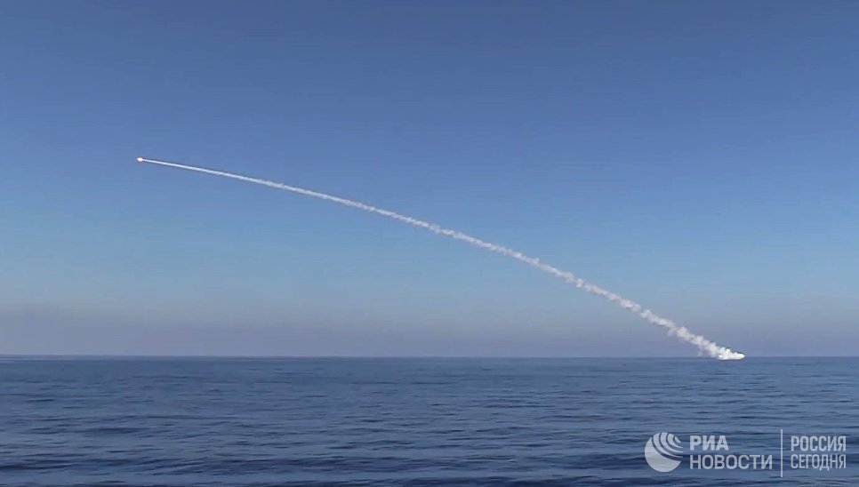 Минобороны проинформировало Турцию и Израиль о пусках ракет по ИГ* в Сирии