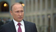 Путин рассказал, на что идут нелегальные разведчики ради Отечества Путин рассказал, на что идут нелегальные разведчики ради Отечества