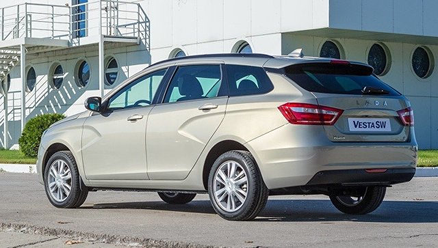 Волжский автомобильный завод поднял цены на седан Лада Vesta Волжский автомобильный завод поднял цены на седан Лада Vesta