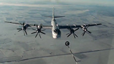 Стратегический бомбардировщик-ракетоносец Ту-95МС ВКС РФ во время полета для нанесения авиаудара по объектам террористов в Сирии Стратегический бомбардировщик-ракетоносец Ту-95МС ВКС РФ во время полета для нанесения авиаудара по объектам террористов в Сирии