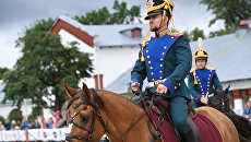 Выступления всадников Кремлевской школы верховой езды на ВДНХ. Архивное фото Выступления всадников Кремлевской школы верховой езды на ВДНХ. Архивное фото