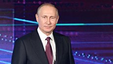 Владимир Путин на открытии Международной промышленной выставки Иннопром. 9 июля 2017 Владимир Путин на открытии Международной промышленной выставки Иннопром. 9 июля 2017